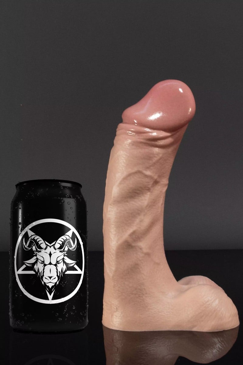 Twisted Beast Brutes Bishop Dildo Realistic Tan Small, prémiové silikonové dildo 19,5 x 4,5–5,5 cm