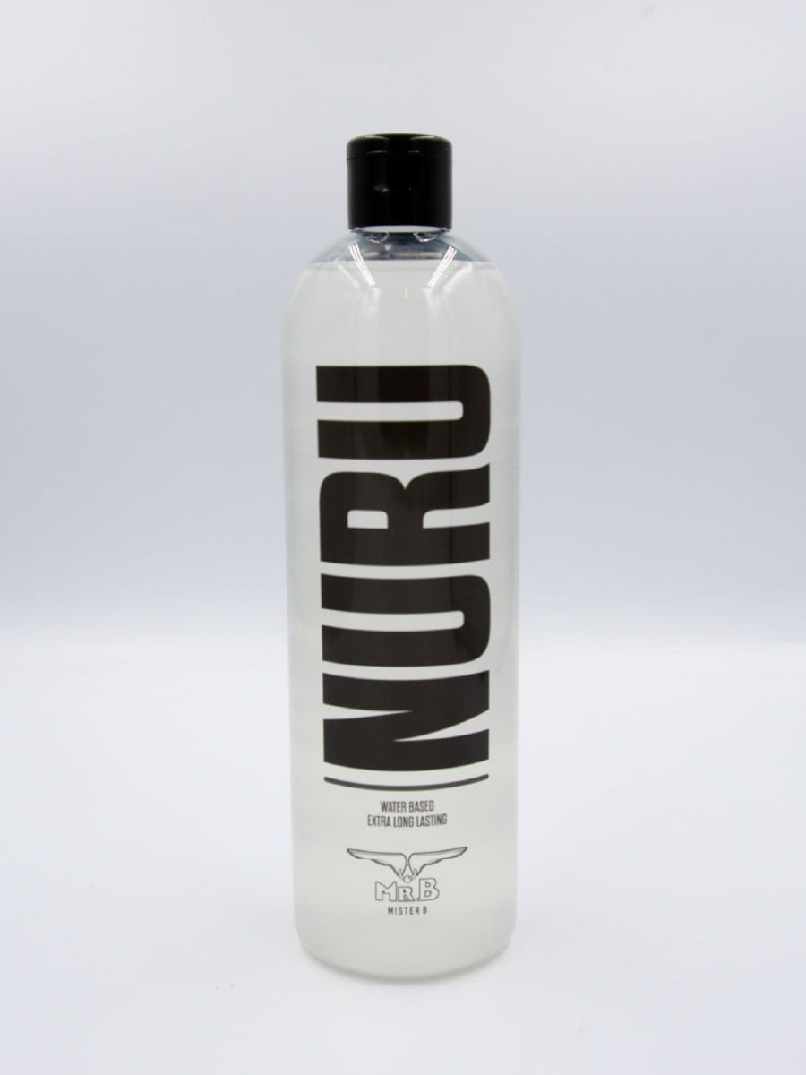 Mister B Nuru 500 ml, lubrikant a masážní gel na vodní bázi