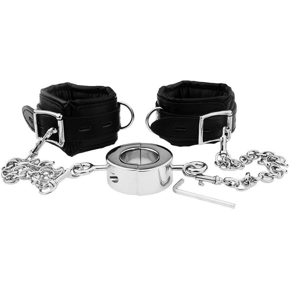 BDSMaster Cuffs & Ballstretcher Wriscock M, sada polstrovaných pout na zápěstí a natahovače varlat